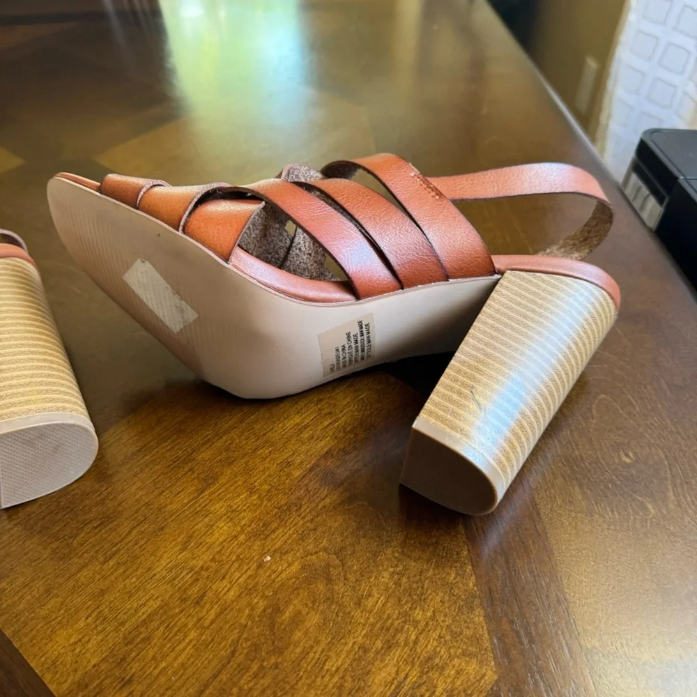 JustFab high heels sandals NWOB